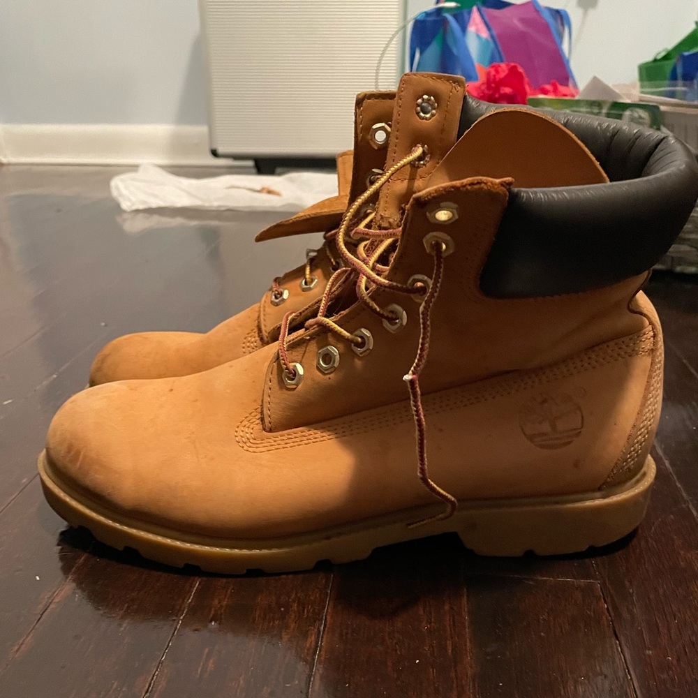 Timberland Men’s Size 10 6” premium waterproof boots